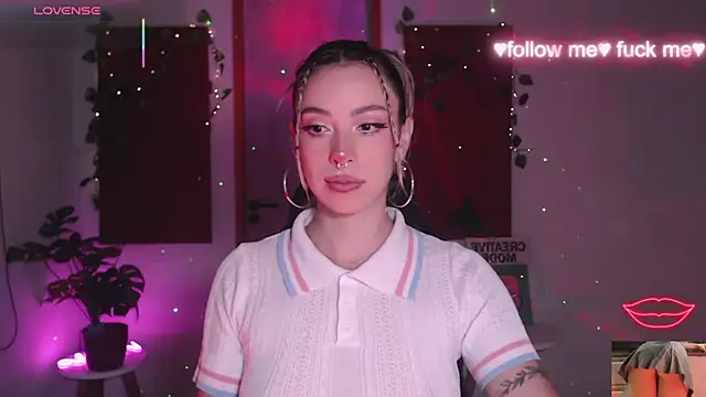 Snapshot of sakura_beauty chatting on February 2026 04:45:01 AM sakura beauty online show from February 2026 04:45:01 AM