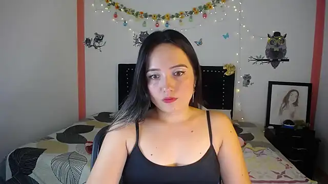 Snapshot of naughty_girl_4u chatting on January 2025 07:07:02 PM naughty girl 4u online show from January 2025 07:07:02 PM