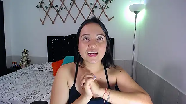 naughty girl 4u online show from January 2026 09:06:02 PM