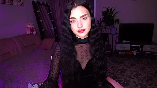   Malika   online show from December 2025 04:13:02 PM