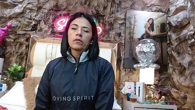 sharoon cheerry online show from December 2024 10:25:01 AM