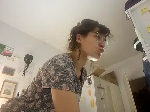 LinaWinter online show from September 2025 07:25:01 PM