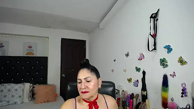 Snapshot of mature_bigboobs10 chatting on June 2026 04:06:01 AM mature bigboobs10 online show from June 2026 04:06:01 AM