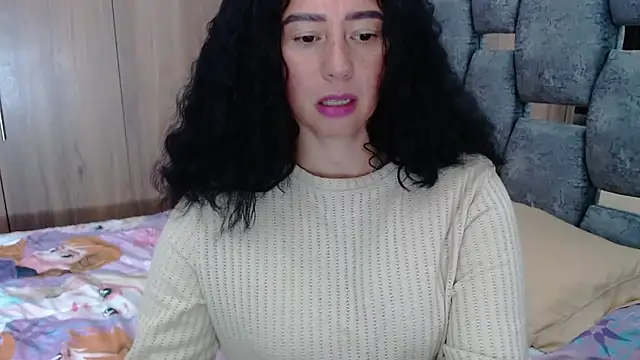 sara hott 1 online show from January 2025 08:11:02 PM