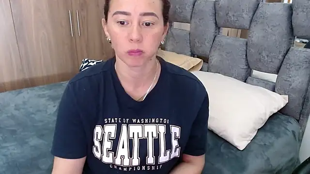 sara hott 1 online show from March 2025 01:29:01 PM