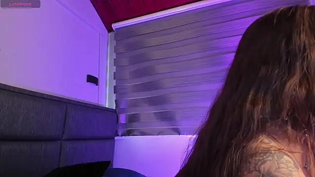 MERIDA TAYLOR online show from February 2025 07:05:02 PM