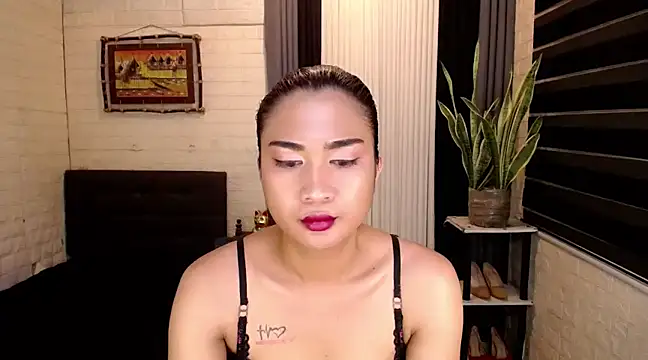 Yesha harper online show from January 2025 05:54:02 AM