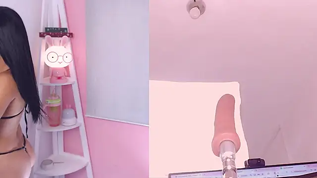 Sweet Susie  online show from November 2025 08:43:01 PM