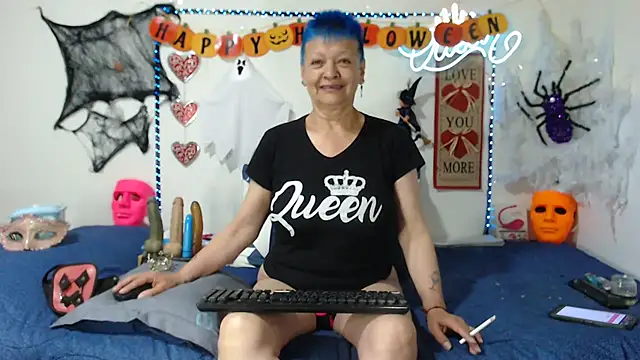 loquitaqueen011 online show from October 2025 03:29:02 PM