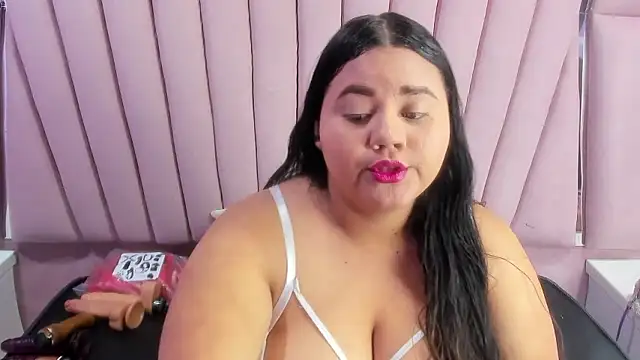 ValenTitis online show from December 2024 06:04:02 AM