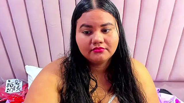 ValenTitis online show from February 2025 08:32:02 AM