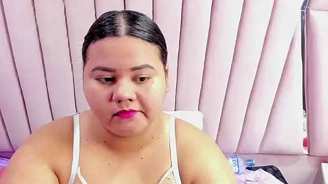 ValenTitis online show from March 2025 10:53:01 PM