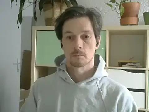 snowypaul11 online show from March 2025 01:10:02 PM