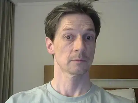 snowypaul11 online show from April 2026 07:48:01 PM