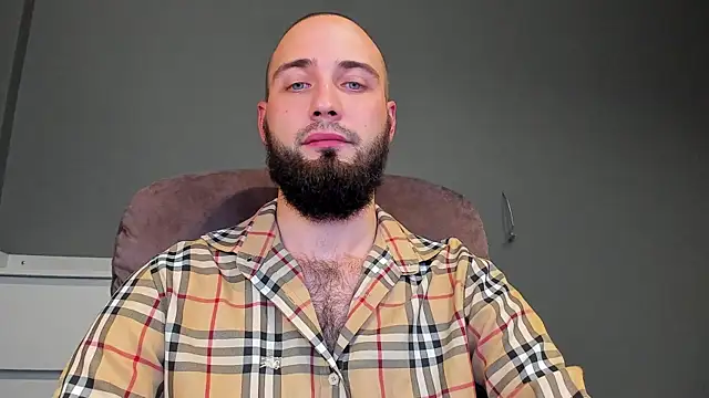 A              online show from November 2025 01:06:01 AM