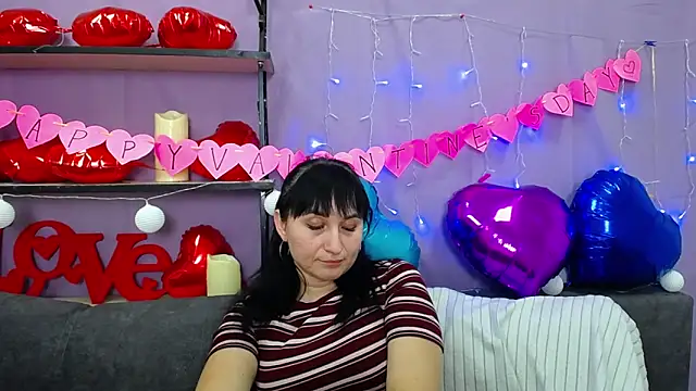 NinaFlawlees online show from February 2025 02:52:01 AM