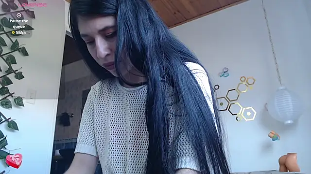 adriscute online show from February 2025 09:37:02 PM