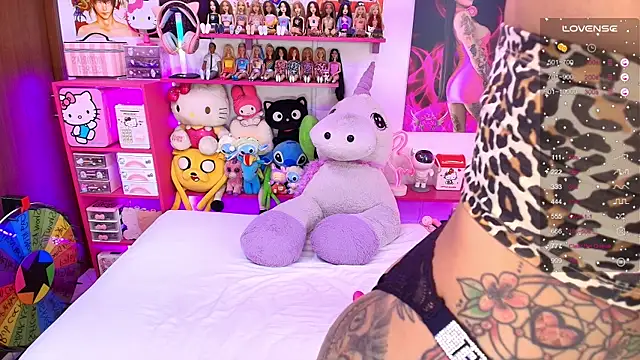 tattooBabyxxx online show from April 2026 06:18:01 AM