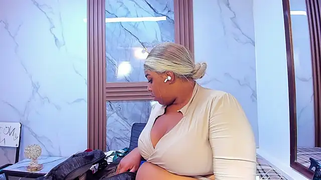 HannyMansonh online show from February 2025 03:39:02 AM