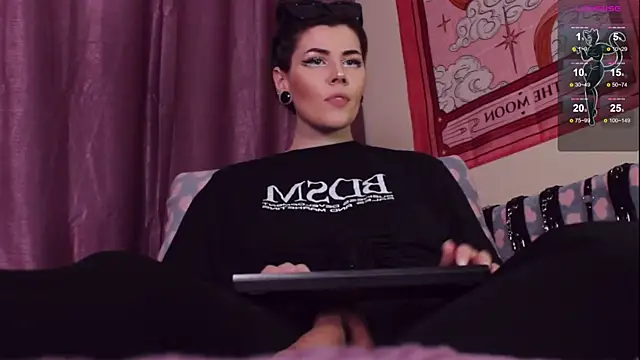 Luna Blake online show from March 2025 07:27:02 PM