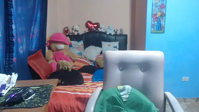 milfeddy  online show from March 2025 05:25:01 PM