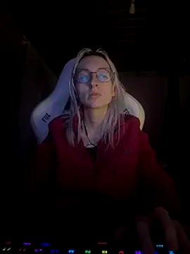 bunnydark00 online show from September 2025 12:25:01 AM