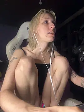 bunnydark00 online show from May 2026 06:19:02 AM