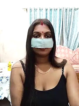 Queen Dolly online show from December 2024 05:33:01 PM