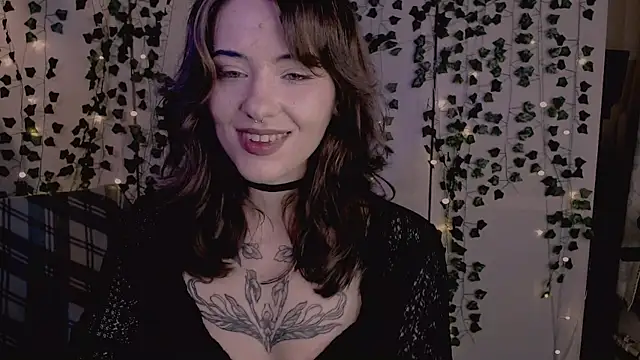 risha laas online show from November 2025 08:09:01 PM