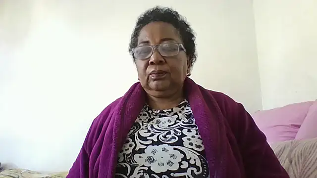 Snapshot of KinkyRicoSaisyours chatting on May 2026 09:28:02 AM KinkyRicoSaisyours online show from May 2026 09:28:02 AM