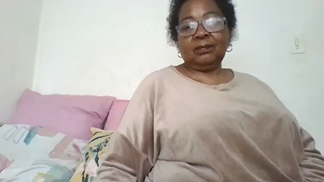 KinkyRicoSaisyours online show from June 2026 07:10:01 AM