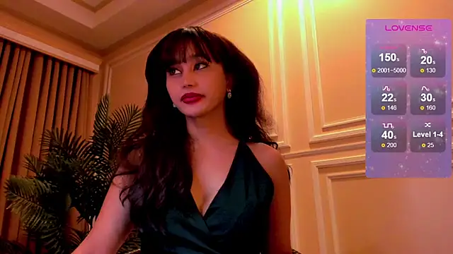 YOURCRISTINAS online show from December 2025 11:04:02 AM