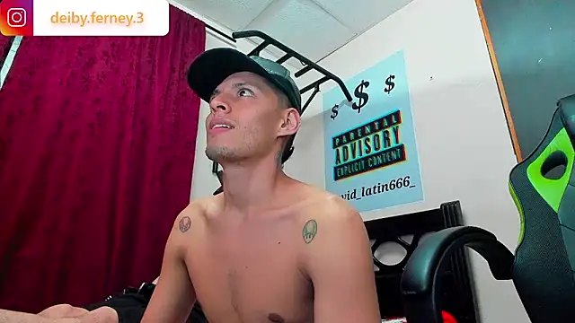 Snapshot of davidlatin66 chatting on March 2025 03:55:02 AM davidlatin66 online show from March 2025 03:55:02 AM