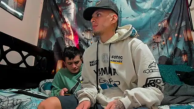 Snapshot of davidlatin66 chatting on November 2025 06:20:01 PM davidlatin66 online show from November 2025 06:20:01 PM