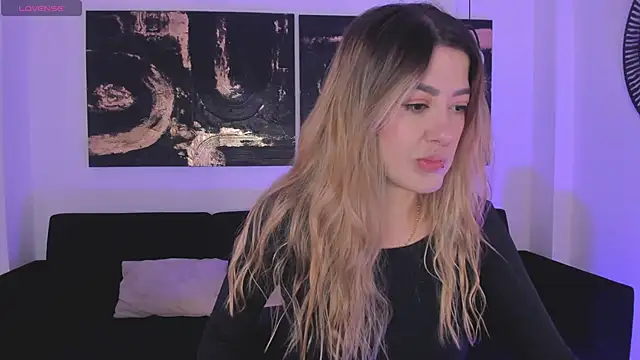 EveBensonX online show from September 2025 12:27:02 PM