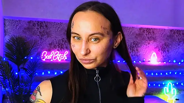 Cool Freak  online show from January 2025 10:17:01 AM