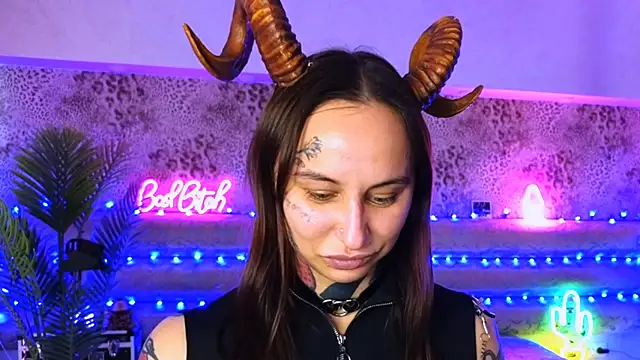 Cool Freak  online show from February 2025 11:12:01 AM