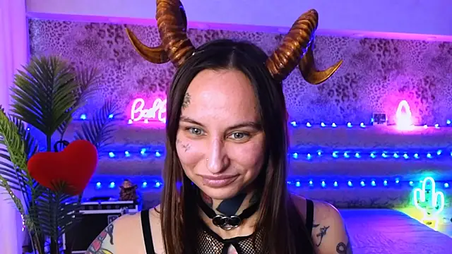 Cool Freak  online show from March 2025 09:38:02 AM