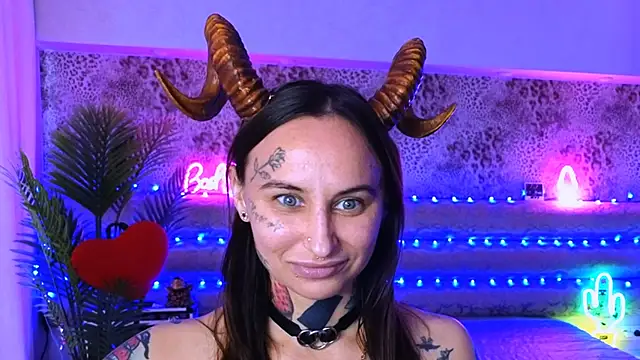 Cool Freak  online show from March 2025 08:42:01 AM