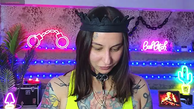 Snapshot of Cool_Freak_ chatting on May 2026 10:12:02 AM Cool Freak online show from May 2026 10:12:02 AM