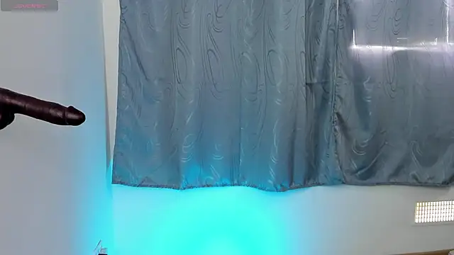 NanaRott online show from February 2025 06:45:01 PM