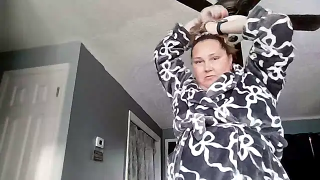 Snapshot of SexyNikki6969 chatting on February 2026 03:21:02 PM SexyNikki6969 online show from February 2026 03:21:02 PM