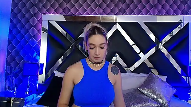 victoriaa lee  online show from November 2025 07:36:02 PM