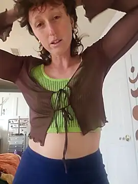 mossy kiss online show from January 2025 03:55:02 PM