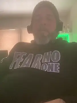 Cristian-Brayan online show from January 2025 06:17:01 PM