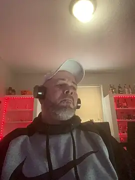 Cristian-Brayan online show from February 2025 01:35:02 PM