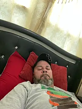 Cristian-Brayan online show from February 2025 04:32:01 PM