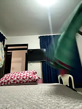 gabiTetas online show from October 2025 08:49:01 PM