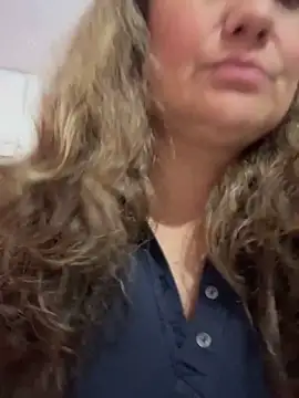 gabiTetas online show from October 2025 10:43:02 PM