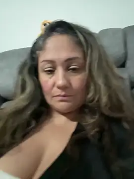 Snapshot of gabiTetas chatting on February 2026 07:58:02 PM gabiTetas online show from February 2026 07:58:02 PM